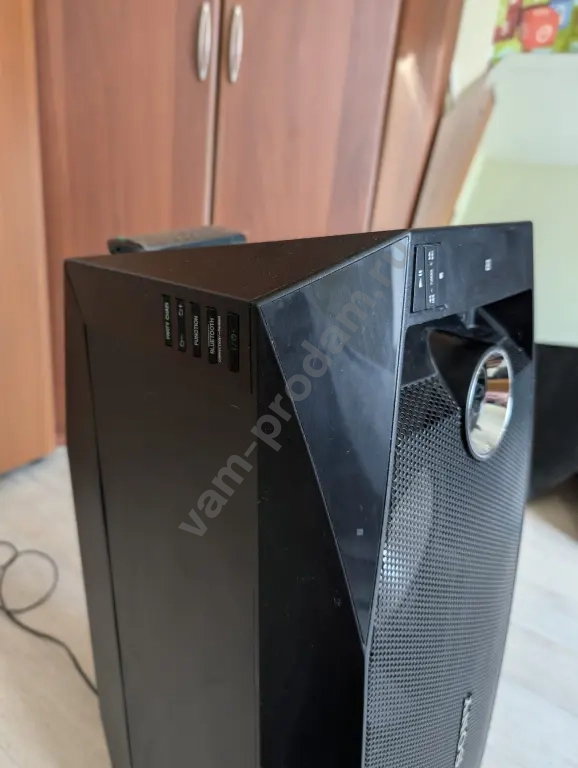 Проводная колонка Sony