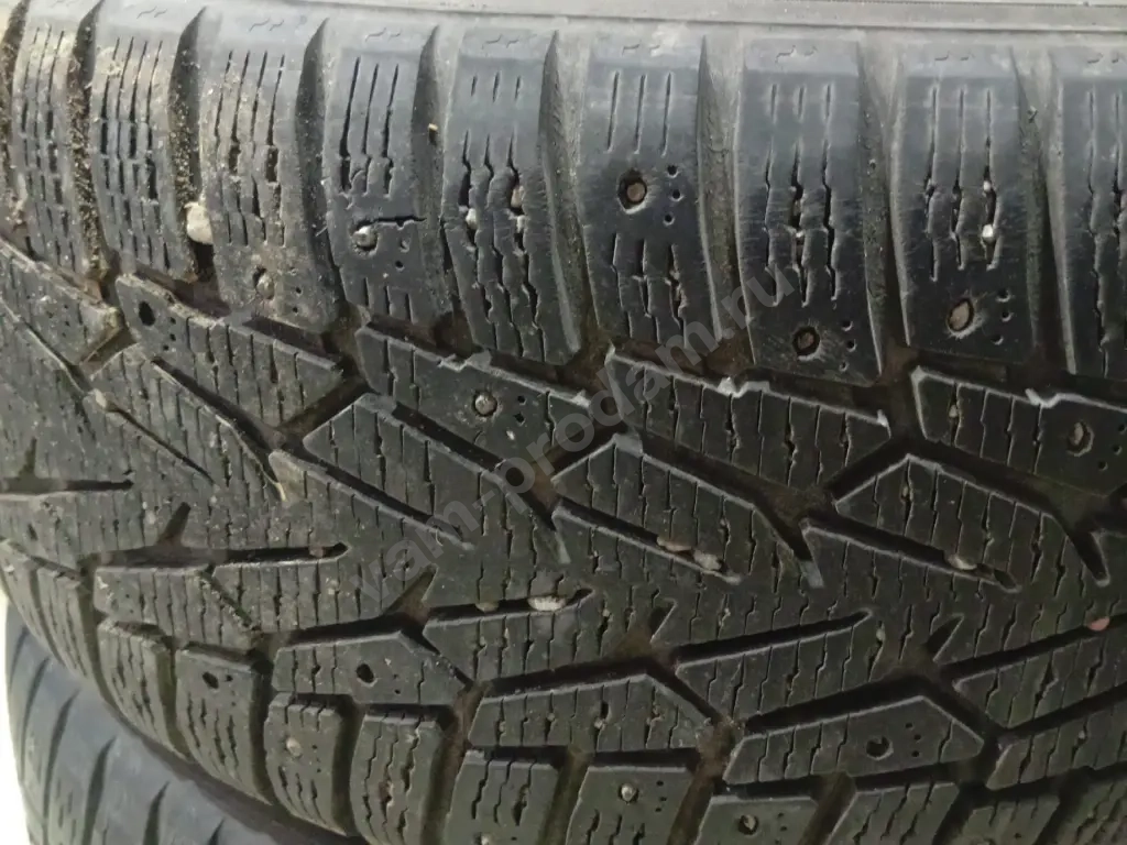 шины зимние 235/55 r17