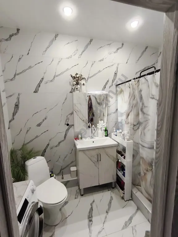 2-к. квартира, 60 м², 1/24 эт.