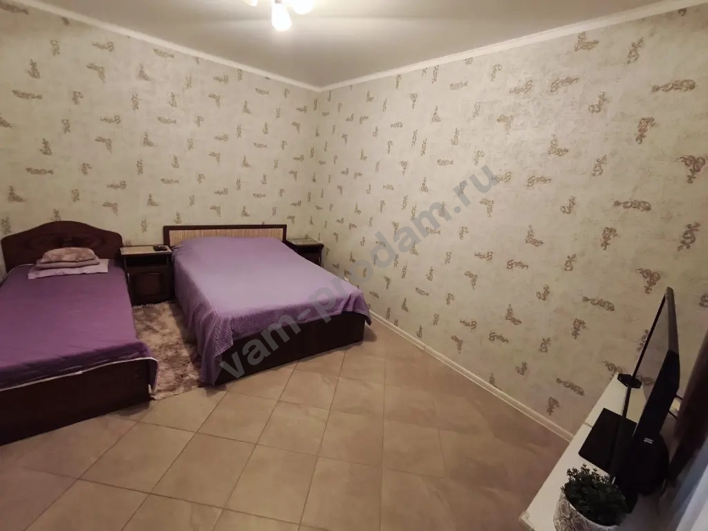 2-к. квартира, 60 м², 1/24 эт.