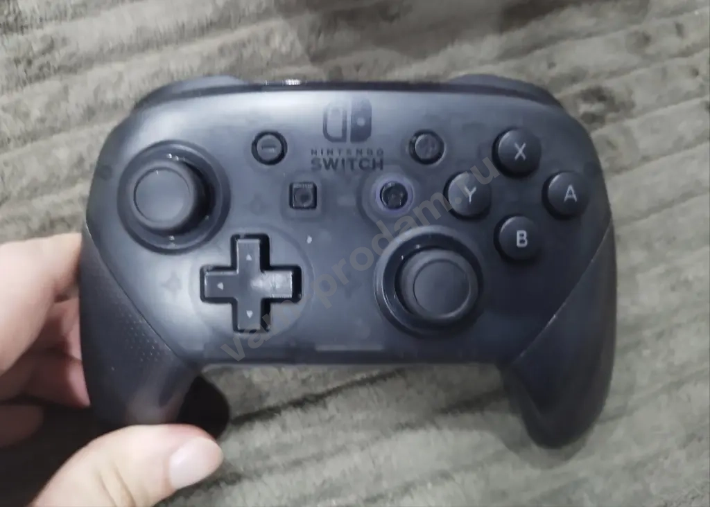 Nintendo Switch Pro Controller