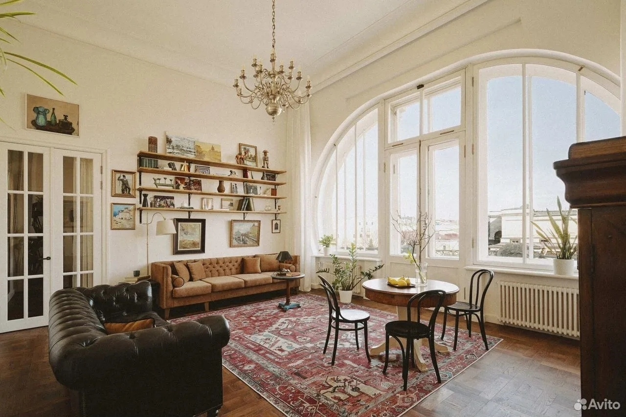 Интерьер квартиры с Авито.
Спб, 100 кв.м.