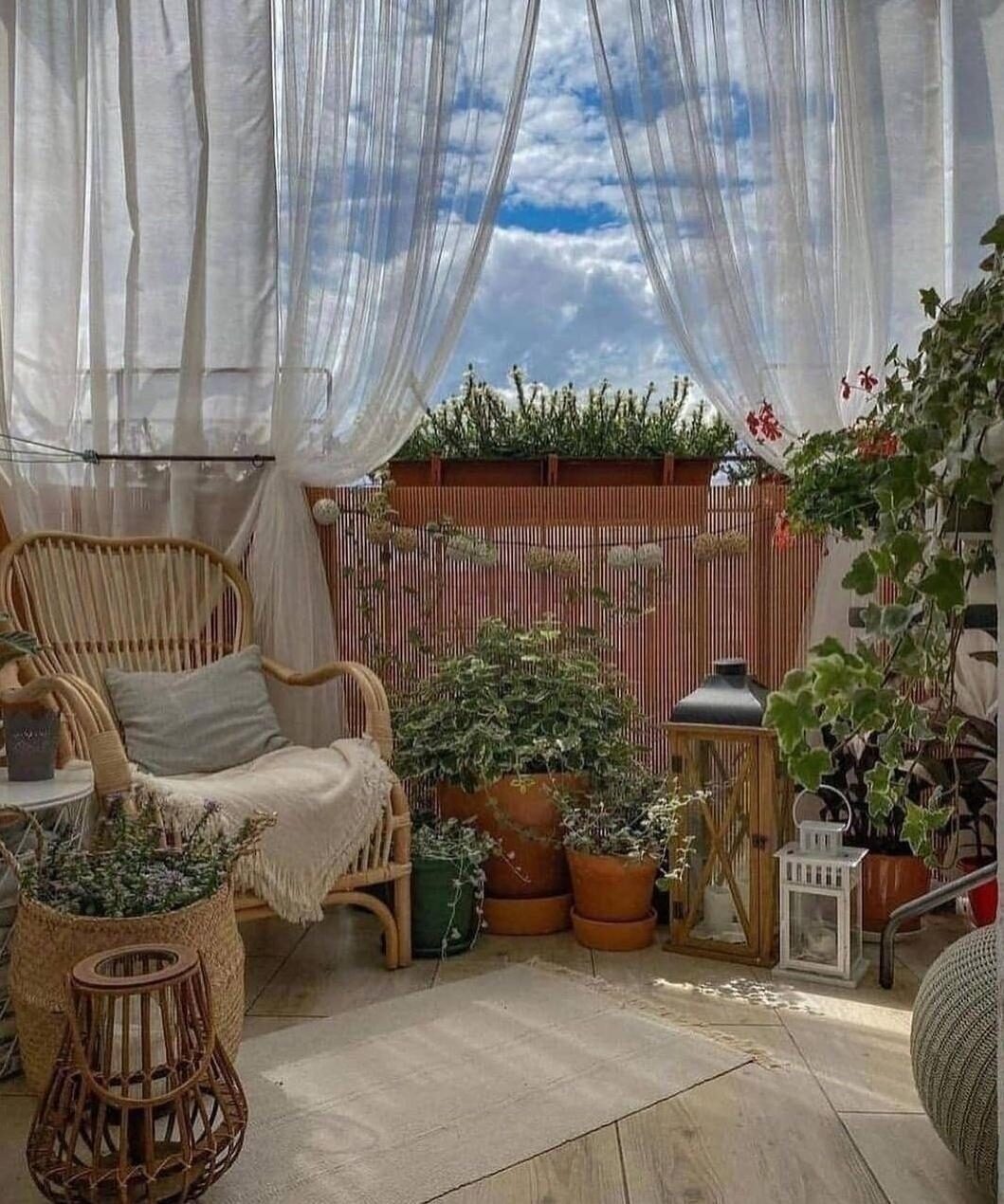Очаровательная квартира с зеленью 🌿