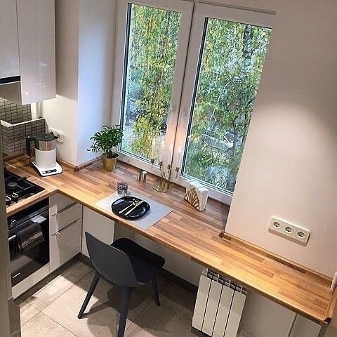 Небольшая (всего 5 кВ.м), но очень уютная кухня.