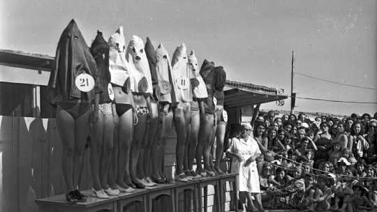 ❗ Стамбул, 1971 год. На одном из пляжей прошёл необычный конкурс красоты — выбир…