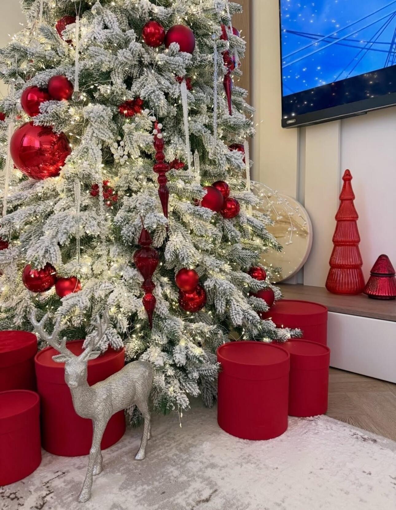 Новогоднего настpoения вам в ленту