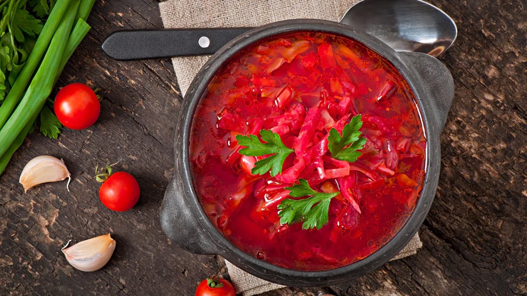 🥄 Борщ — классический российский суп с насыщенным вкусом и ярким цветом! 🌶🥬 
…