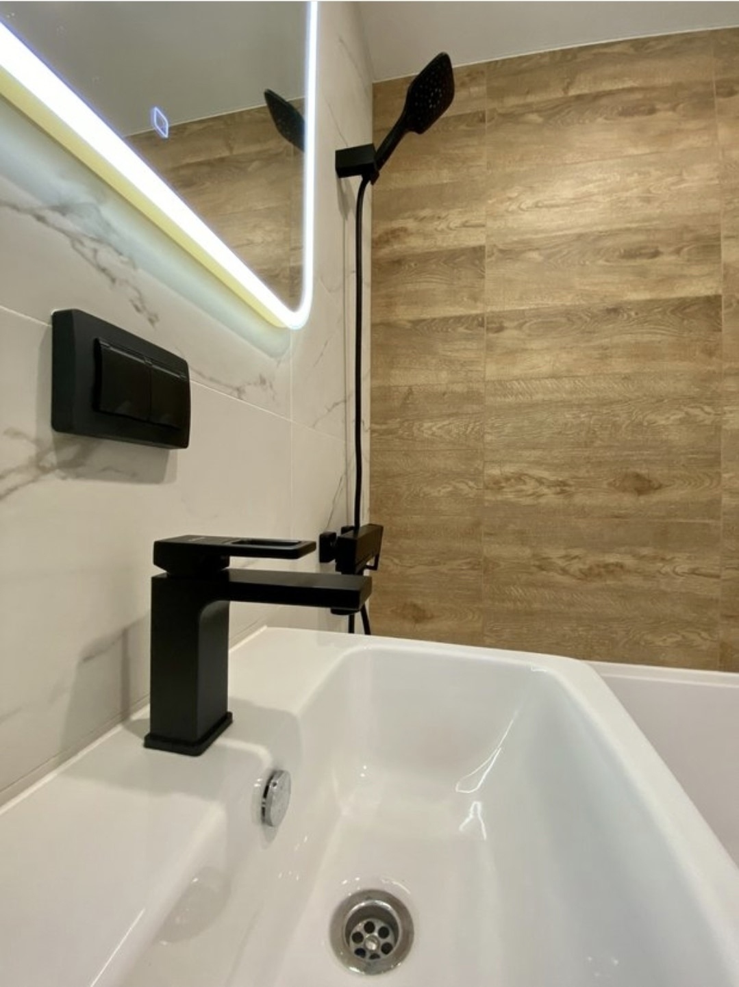Ремонт ванной комнаты в хрущевке!🛁 Что думаете о таком результате? Пишите ваши …