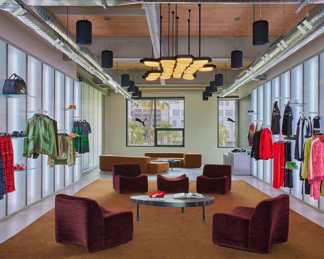 Puma Studios LA: офис, шоурум и креативная лаборатория под одной крышей

Новая с…