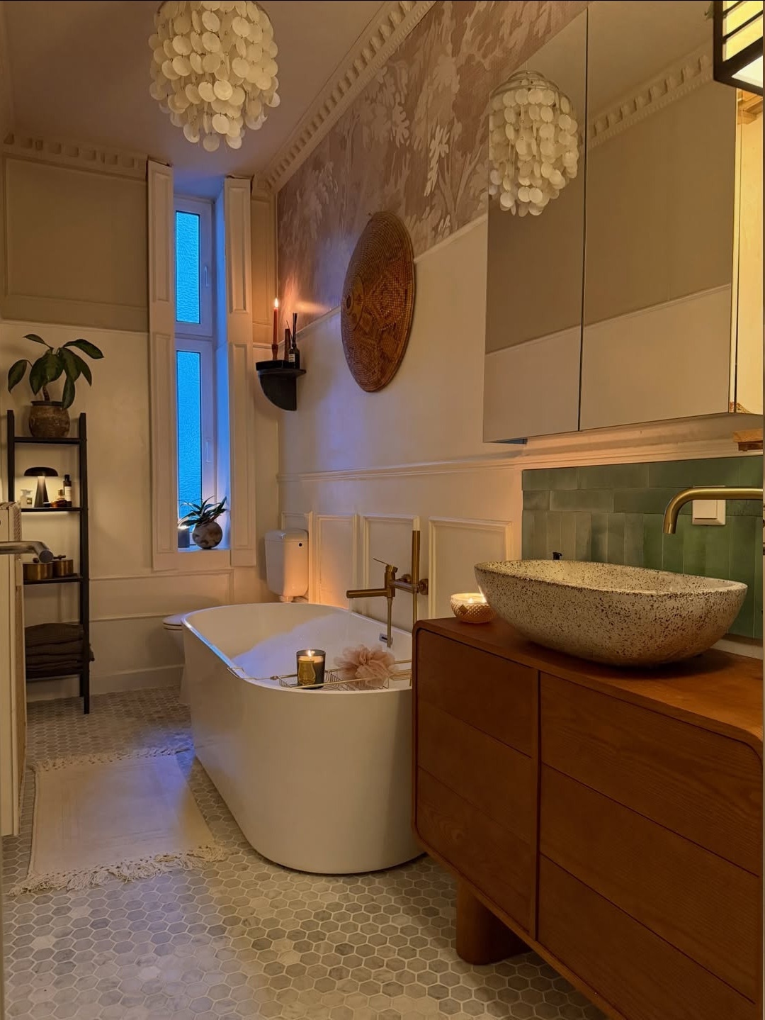 Изумительная ванная комната, согласны? 🛀