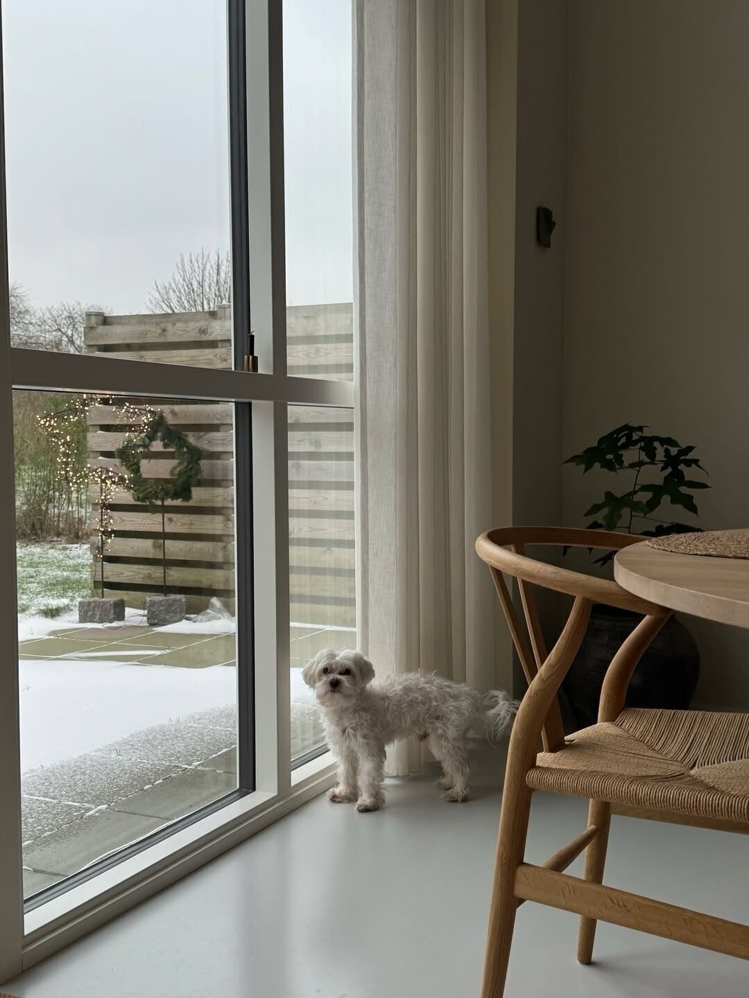 Теплый минимализм в доме🏡