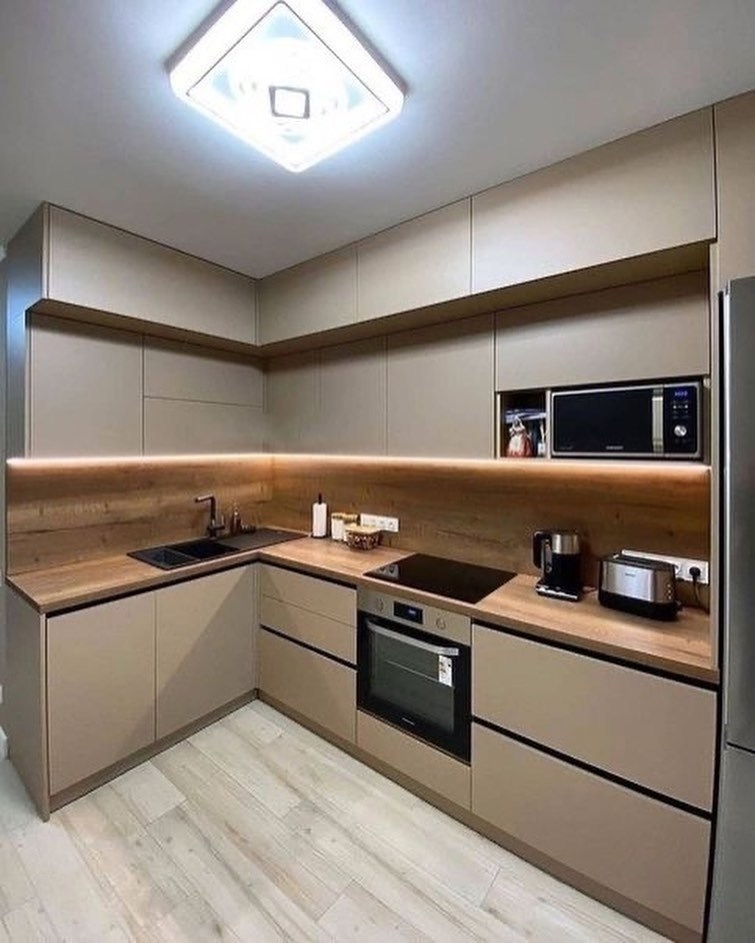 Очень красивая кухня.