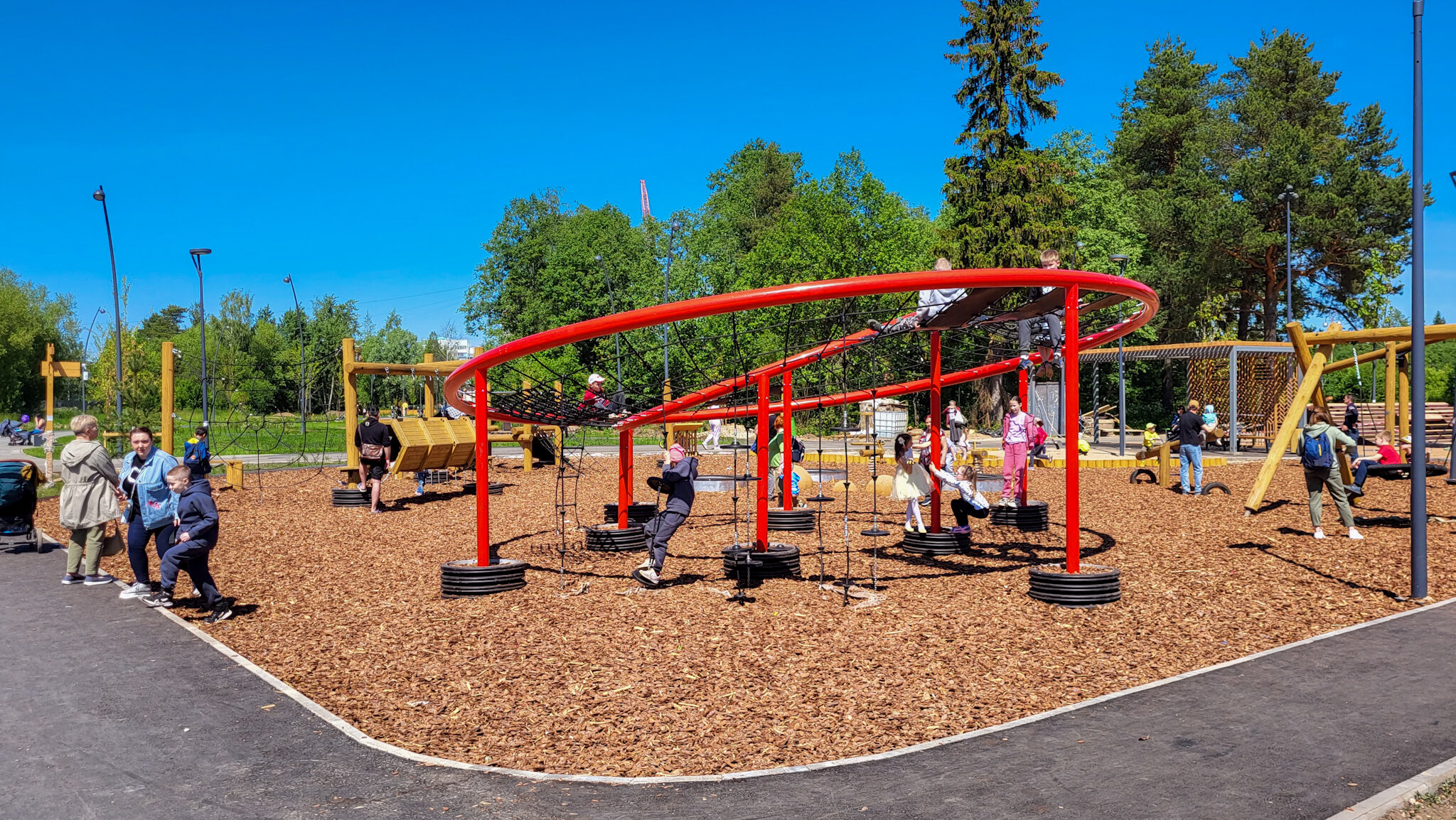 Детская площадка в парке А.Г.Венецианова