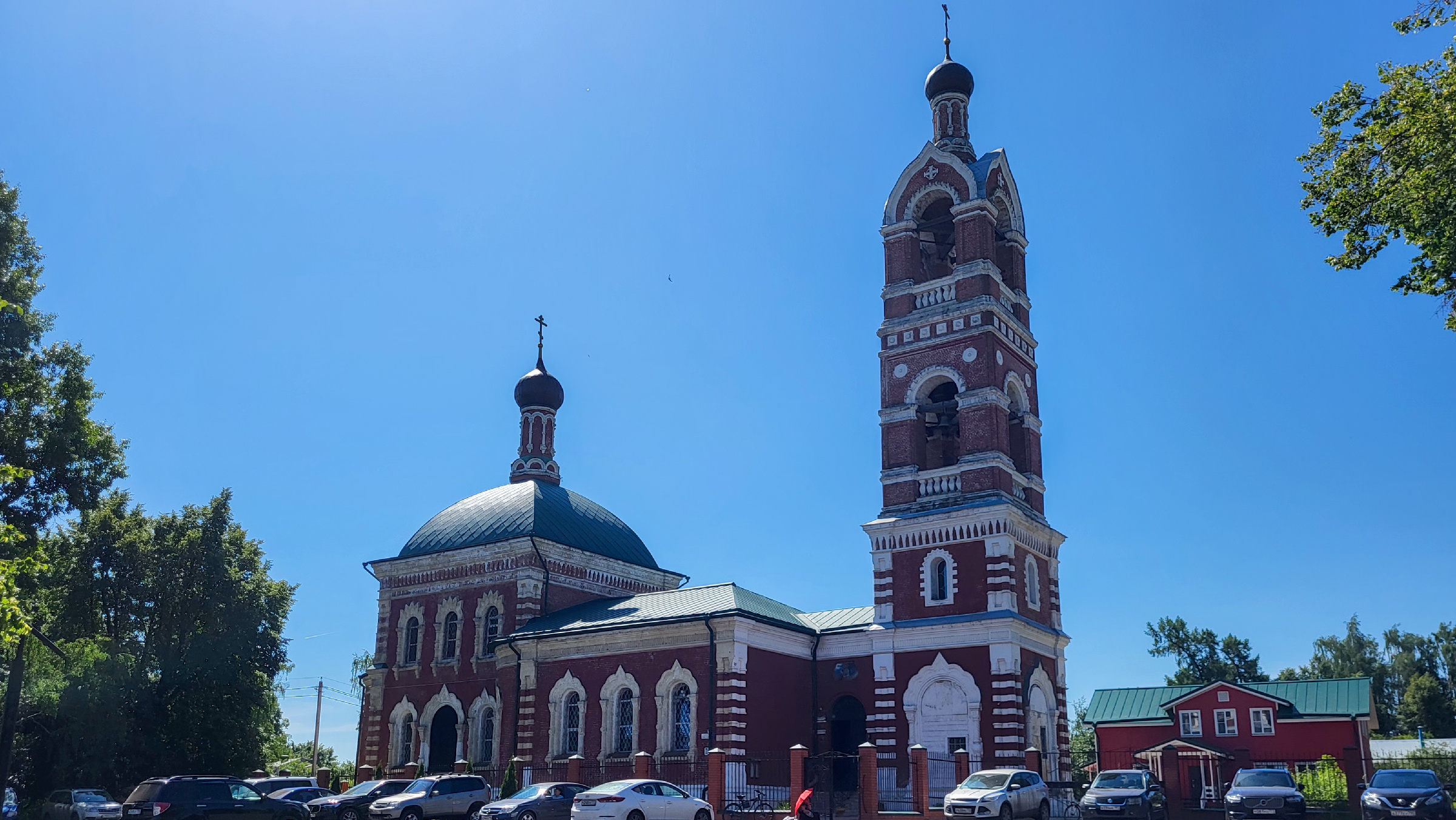 Успенский храм