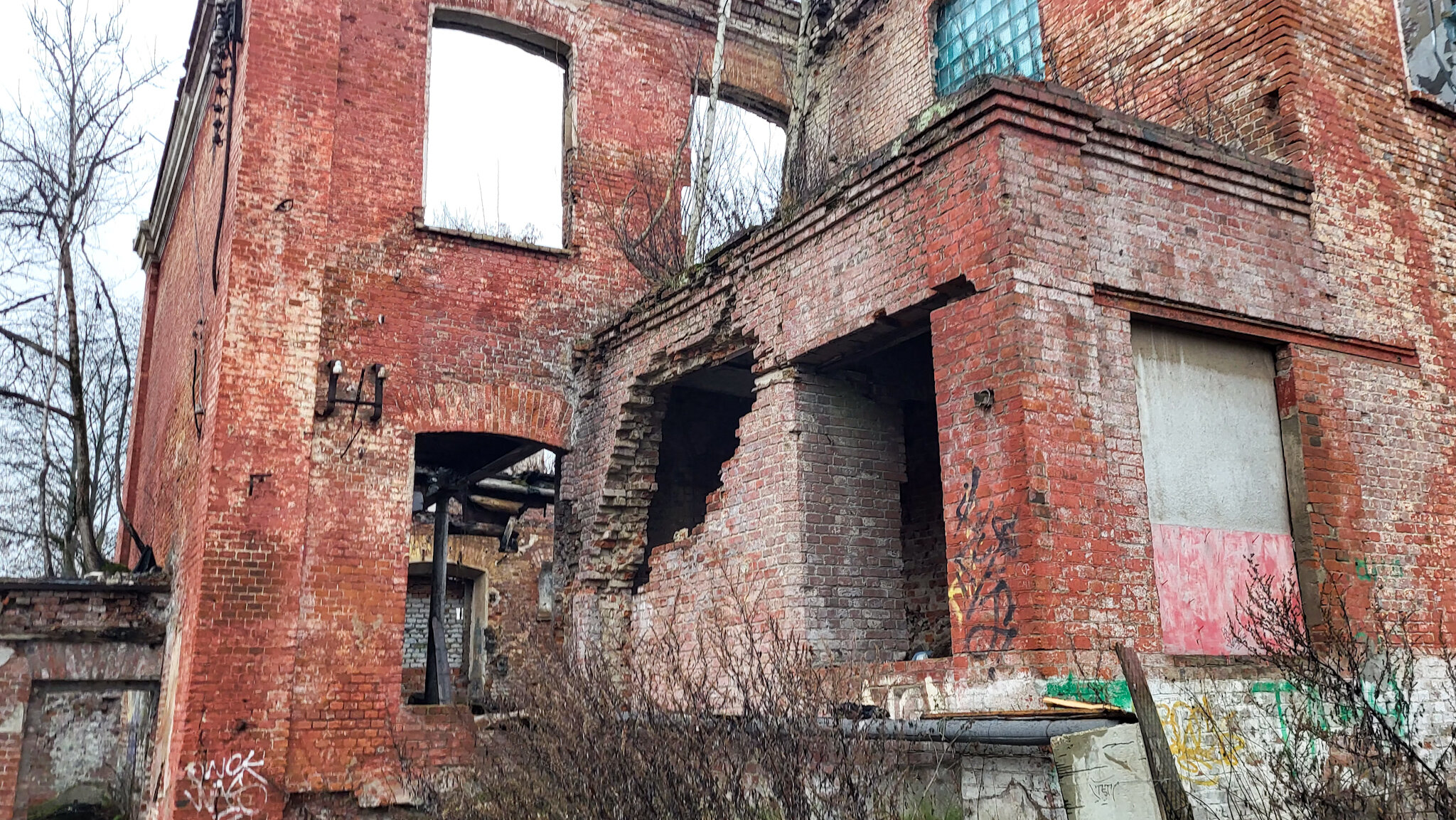 Отбельная казарма