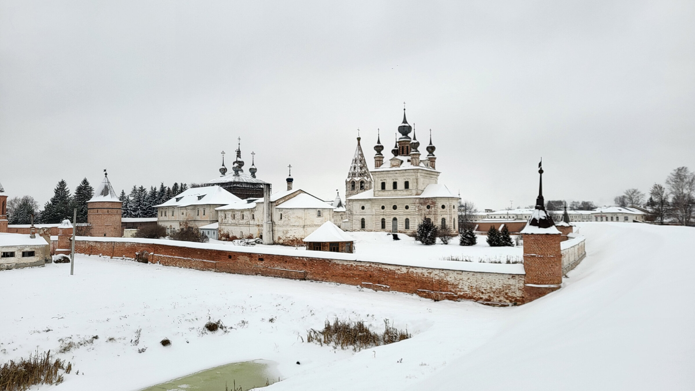 Михайло-Архангельский монастырь