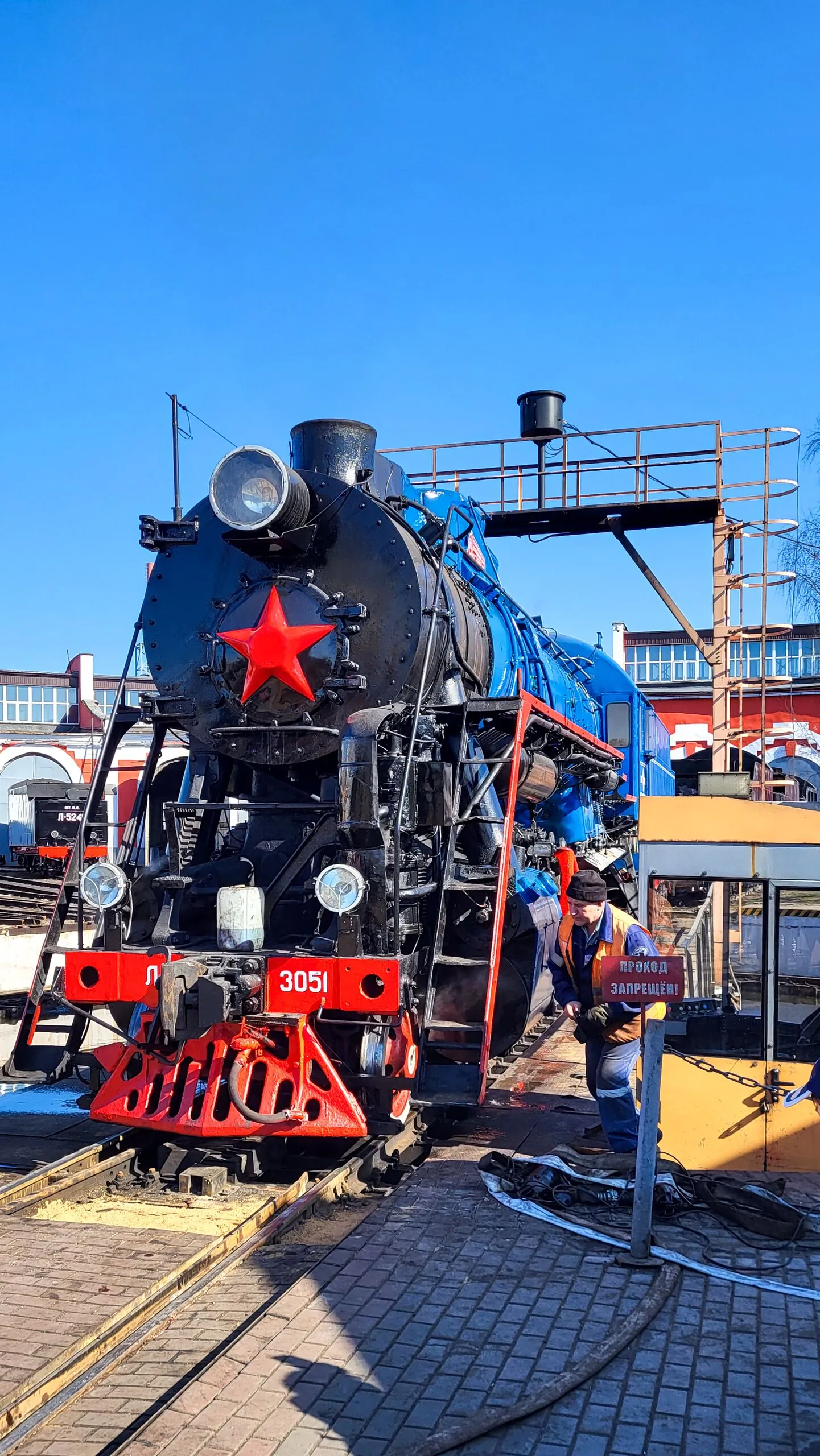 Паровоз Л-3051