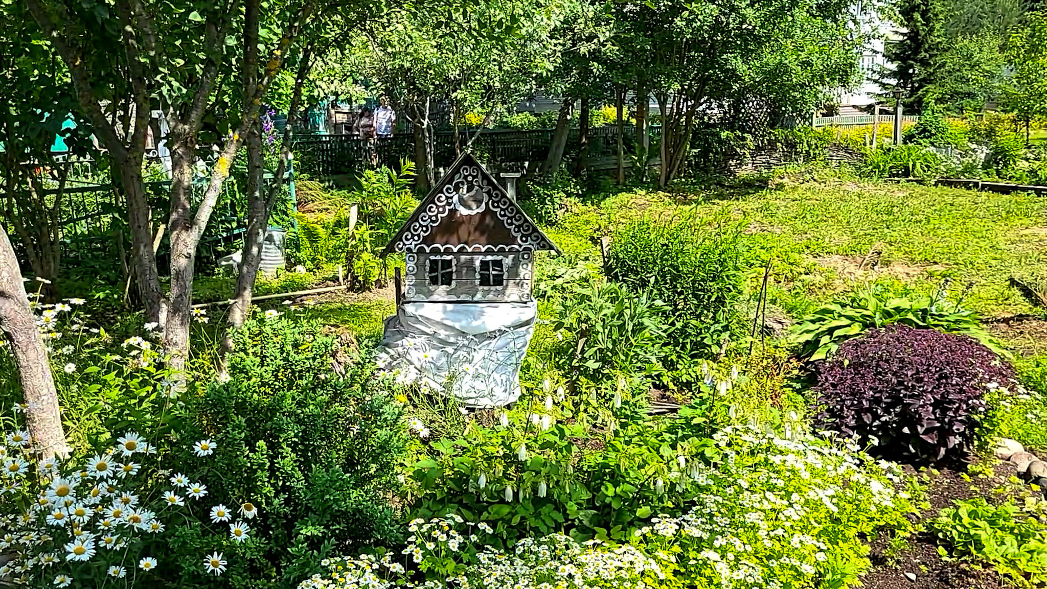 Территория Благовещенского женского монастыря