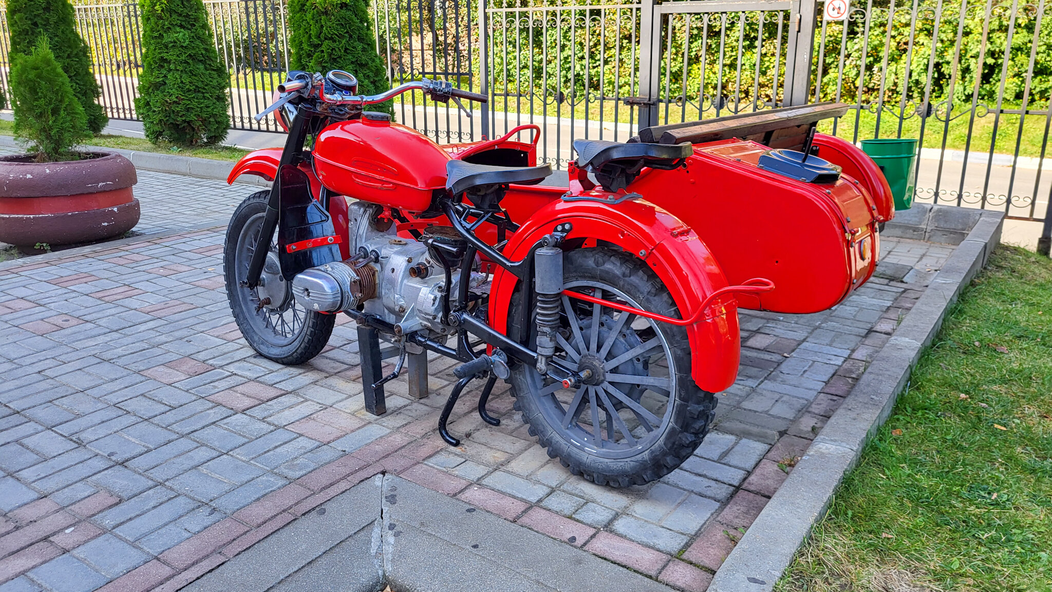 Скамья &laquo;Мотоцикл&raquo;