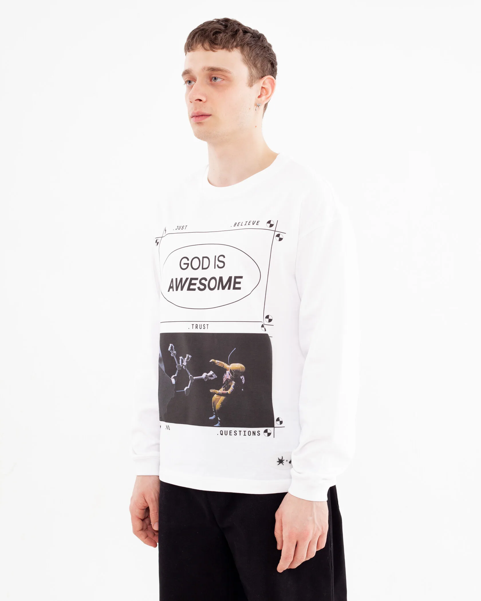 Лонгслив artem x kuzma белый / god is awesome