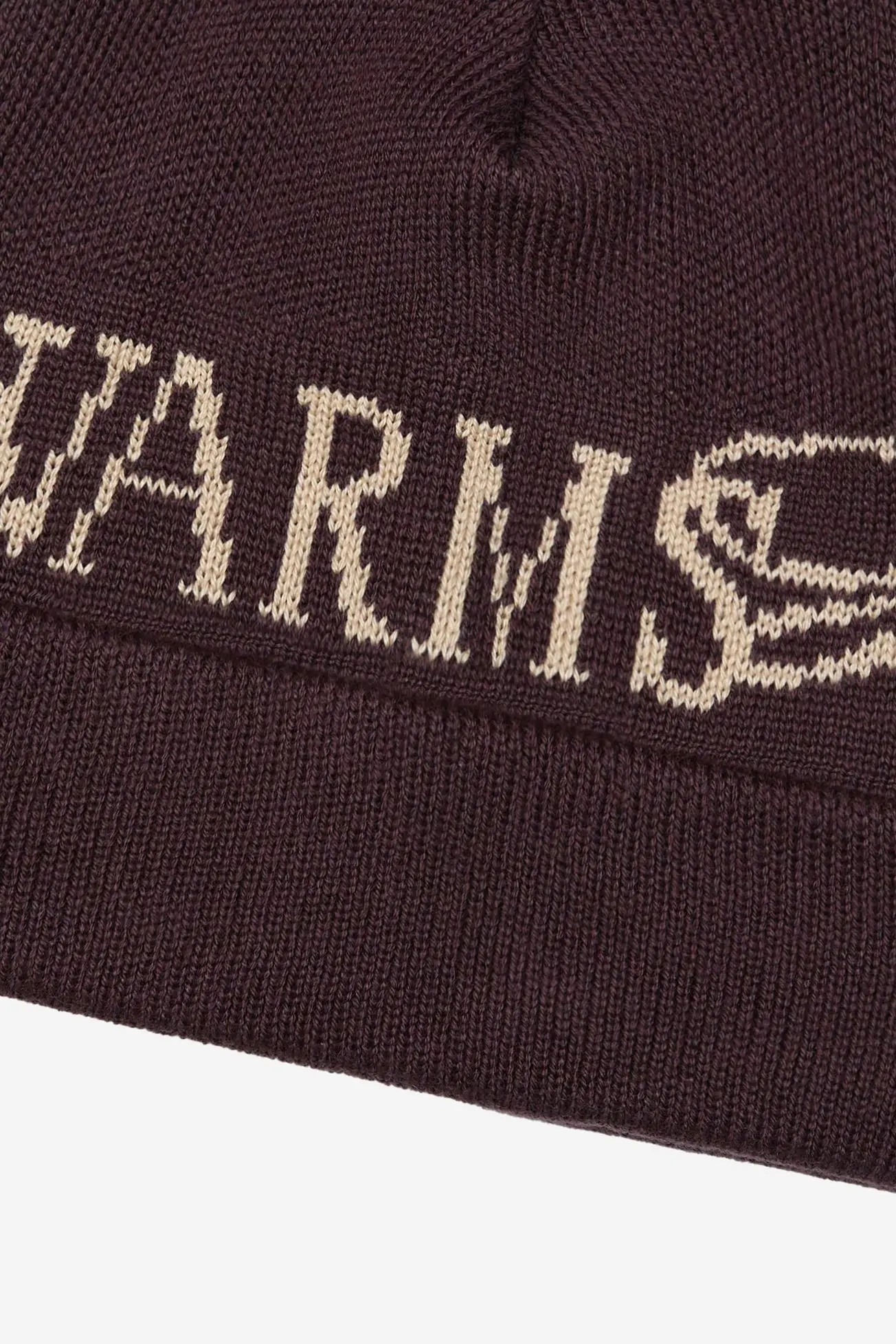 Шапка "Warms Hugs Protects"