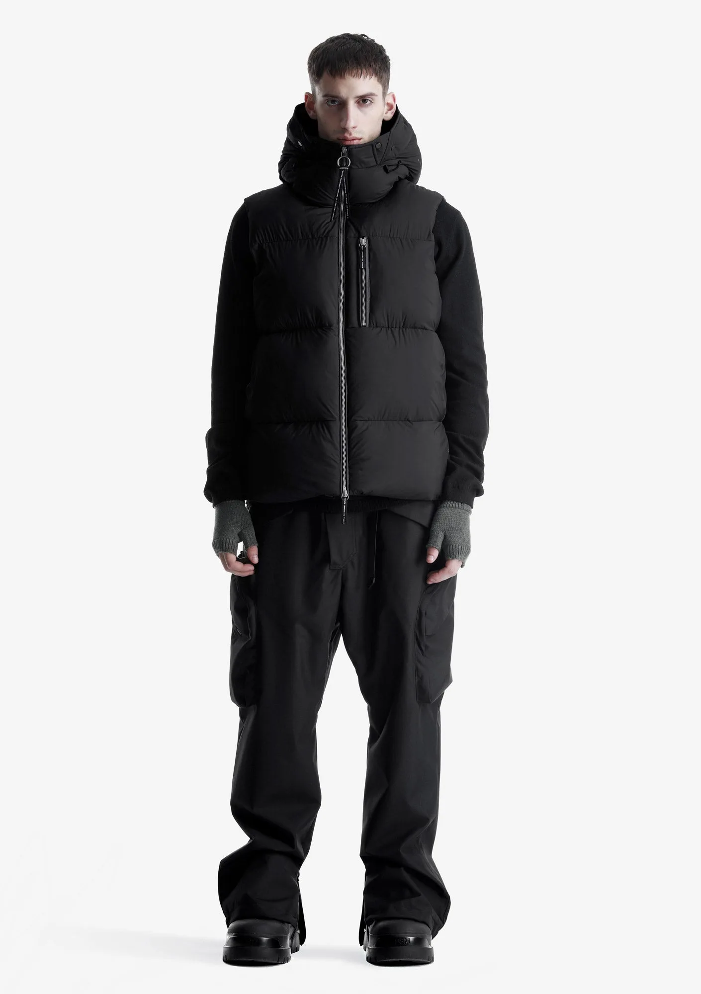 Пуховый жилет ROOK Qu490
