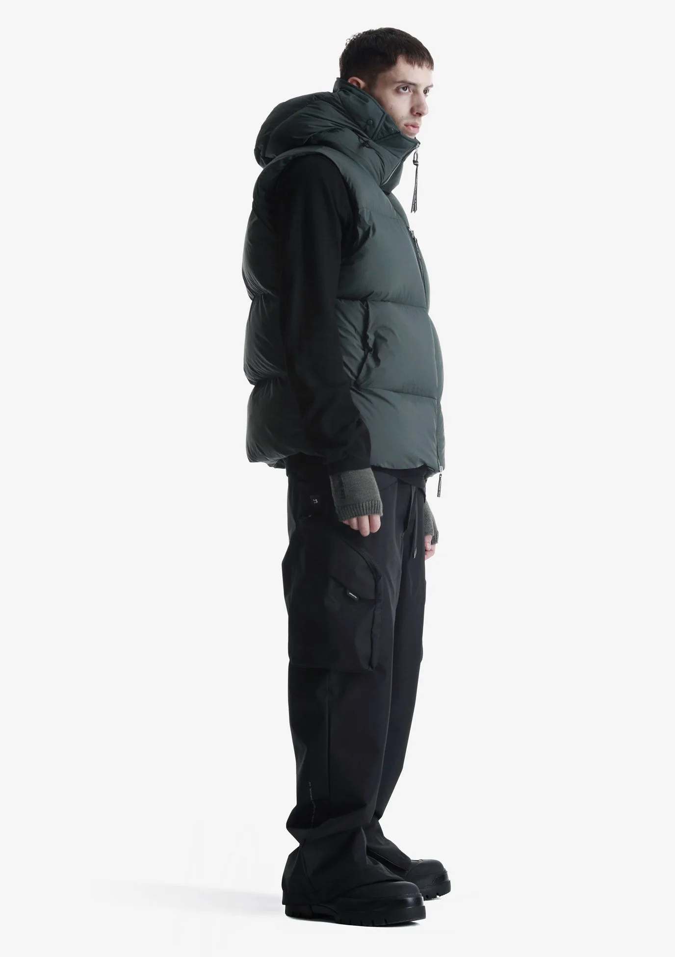 Пуховый жилет ROOK Qu490