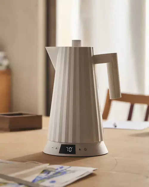 Чайник электрический с контролем температуры Alessi Plissé, 1,7 л, белый