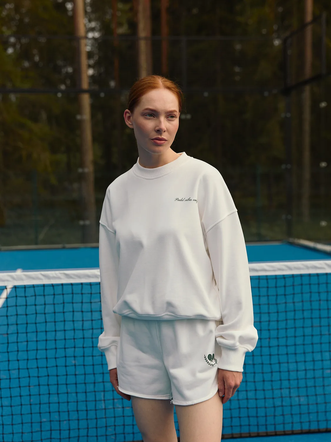 Свитшот Padel vibes only milk