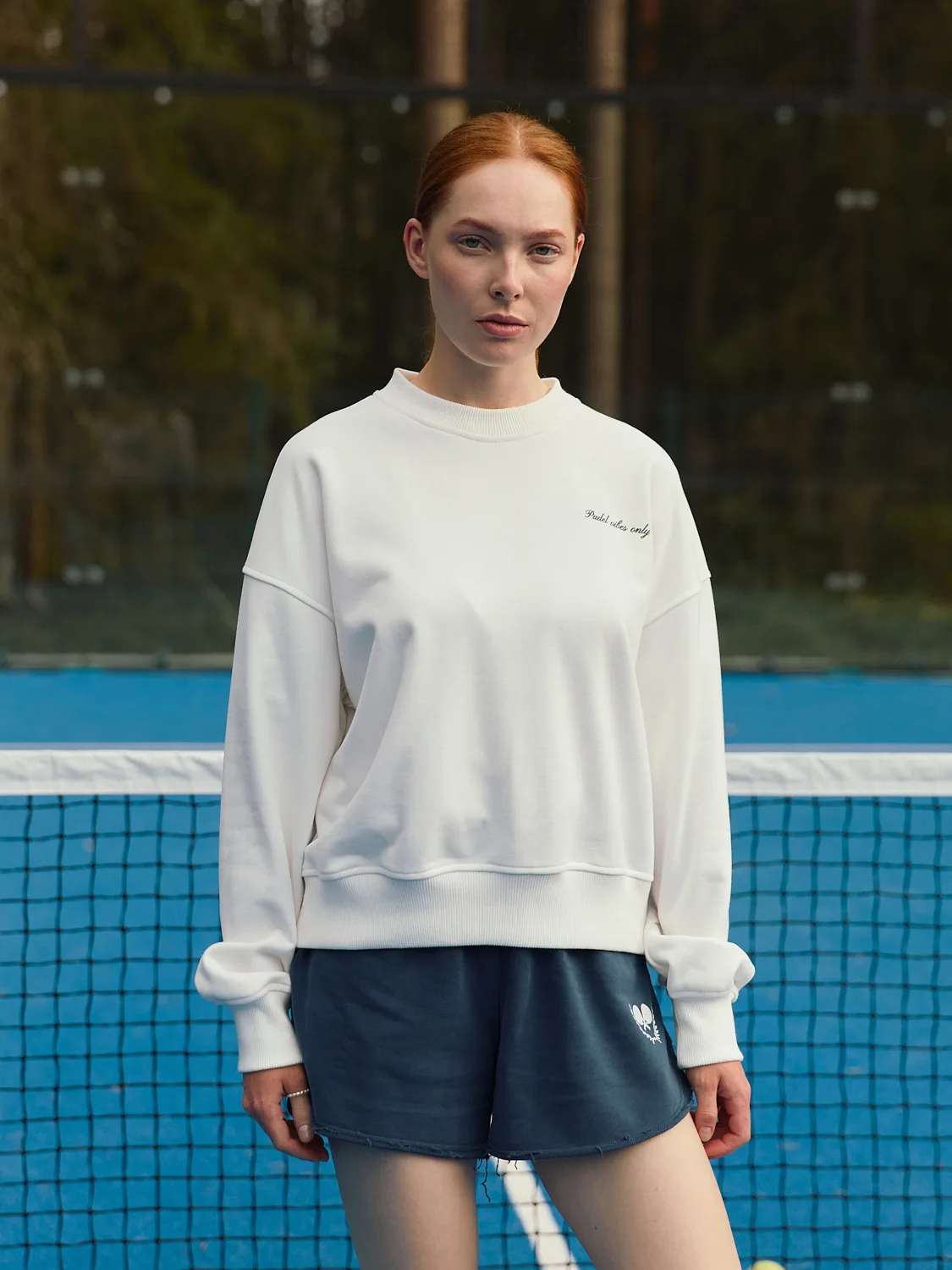 Свитшот Padel vibes only milk