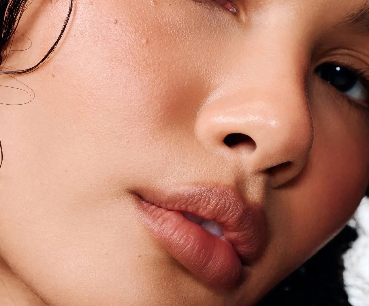 RHODE PEPTIDE LIP SHAPE — TWIST (WARM TAUPE)