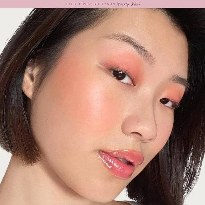RARE BEAUTY STAY VULNERABLE MELTING BLUSH ОТТЕНОК NEARLY ROSE