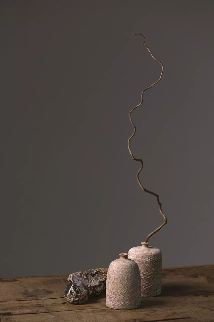 Kasumi Vase M White Edition