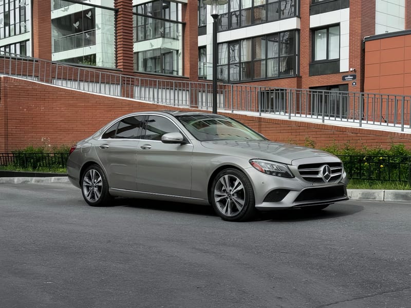 Mercedes-Benz C300