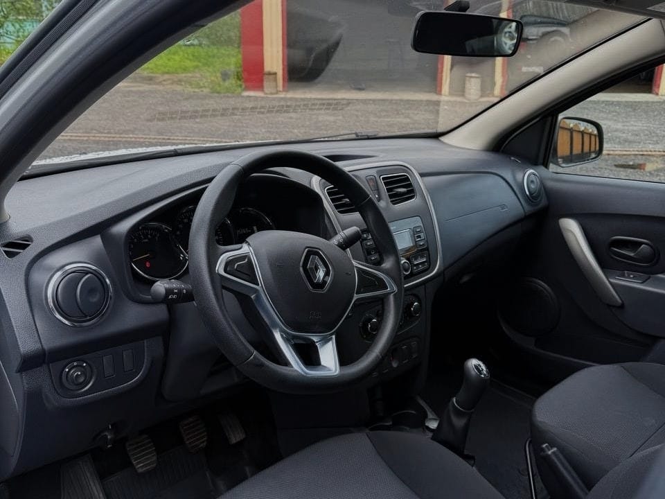 Renault Logan