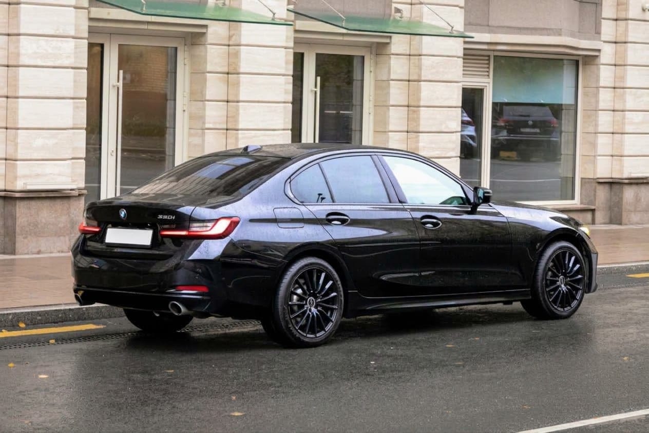 BMW 330i xDrive