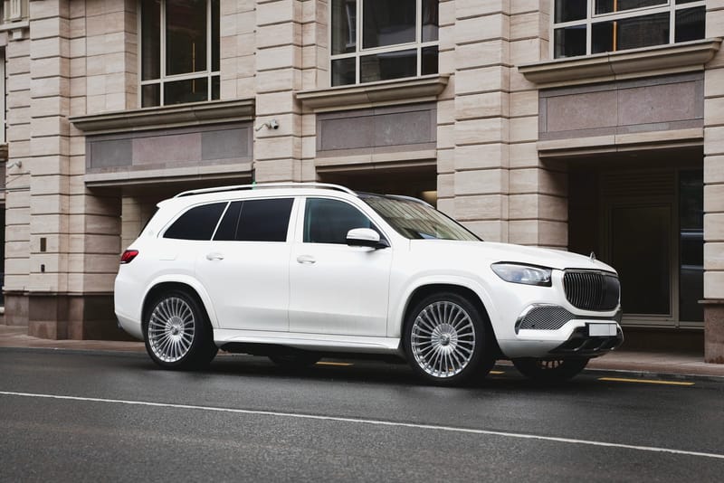 Mercedes-Benz GLS 400d Maybach