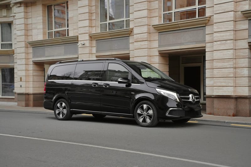 Mercedes-Benz V260