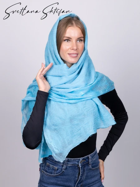 Голубой шарф палантин ручной работы из шерсти - превью 3