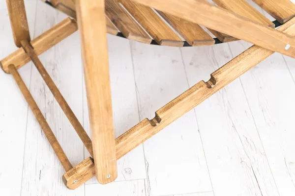 Villis/Садовая мебель/Кресло-шезлонг из дерева складное 2 шт. + две бежевые подушки и деревянный стол - превью 17