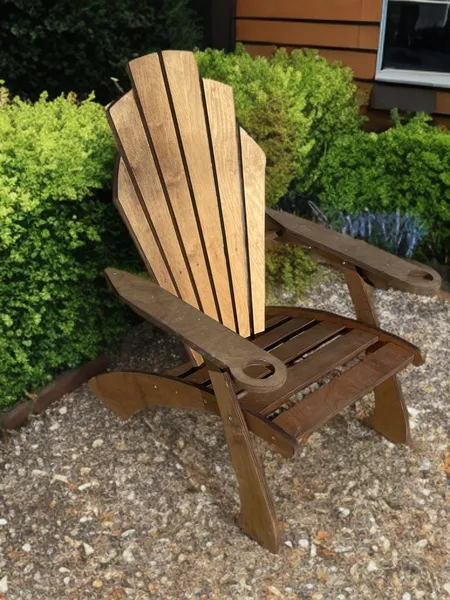 Кресло садовое для дома и дачи деревянное
