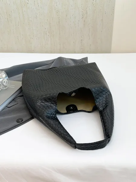 Сумка кросс-боди