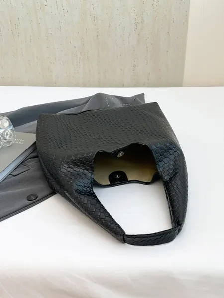 Сумка кросс-боди - превью 13