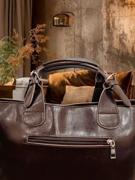 Женская сумка из натуральной кожи (фактура мрамора с мерцанием) ,шоколадно коричневая тоут DakkottaGREEN, с двумя регулируемыми ручками , ремнем через плечо ,вмещает А4 формат