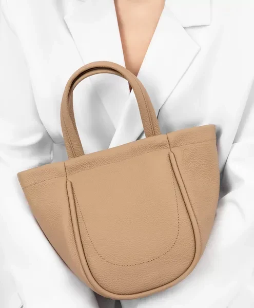 Сумка из натуральной зернистой кожи бежевая GLVR - превью 1