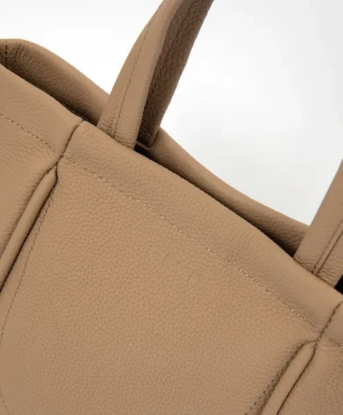 Сумка из натуральной зернистой кожи бежевая GLVR - превью 9