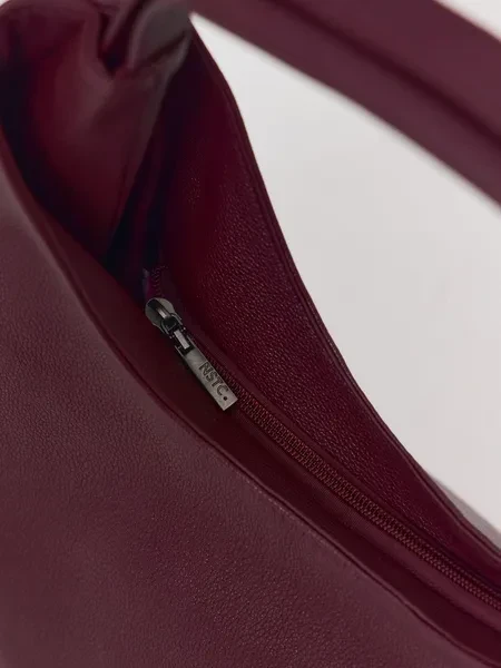 Сумка женская хобо через плечо большая кожаная бордовая - превью 5