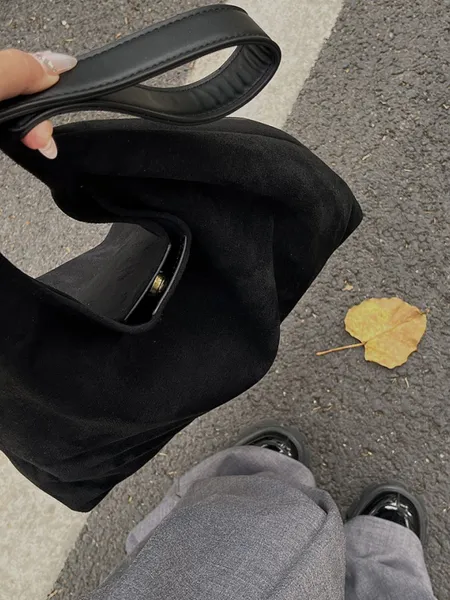 Сумка хобо с косметичкой, женская, повседневная, из экозамши