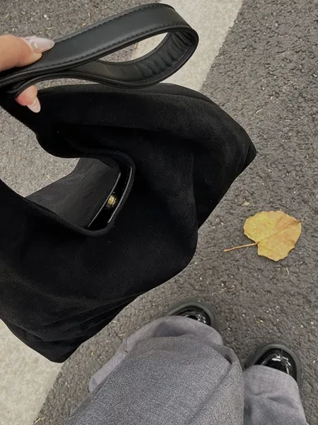 Сумка хобо с косметичкой, женская, повседневная, из экозамши - превью 8