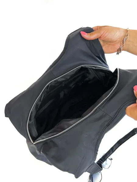 Сумка хозяйственная черная. Сумка женская на плечо большая лёгкая для тренировки, фитнеса. Шоппер плащёвка на молнии повседневный.